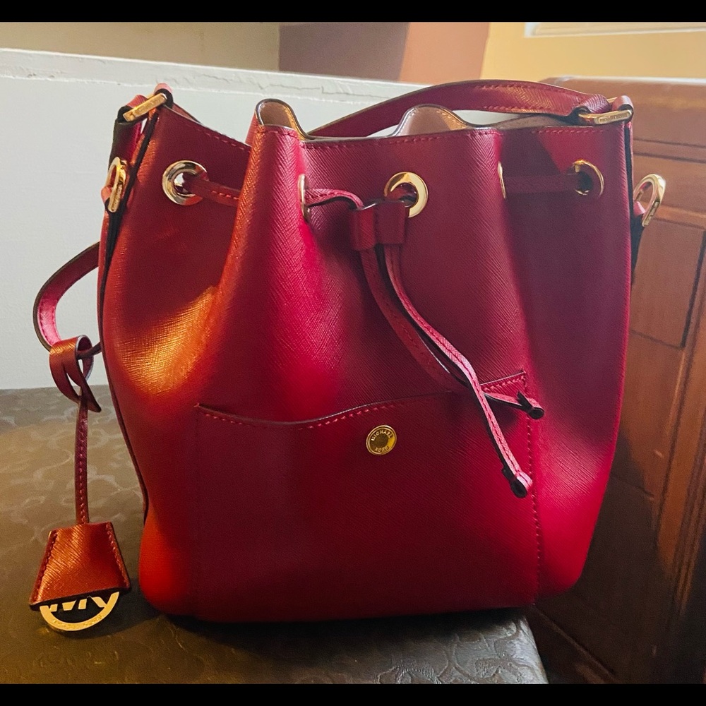 Michael Kors bucket bag